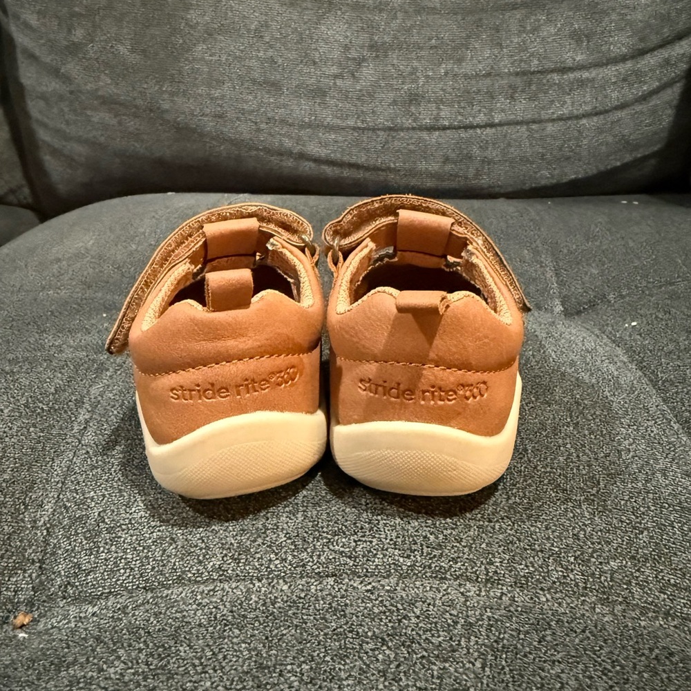 Stride Rite Shoes - Picture 3 of 4